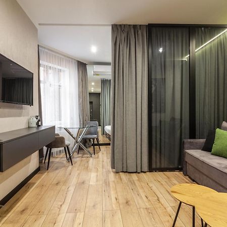 Studio Near Opera Lvov Exteriér fotografie