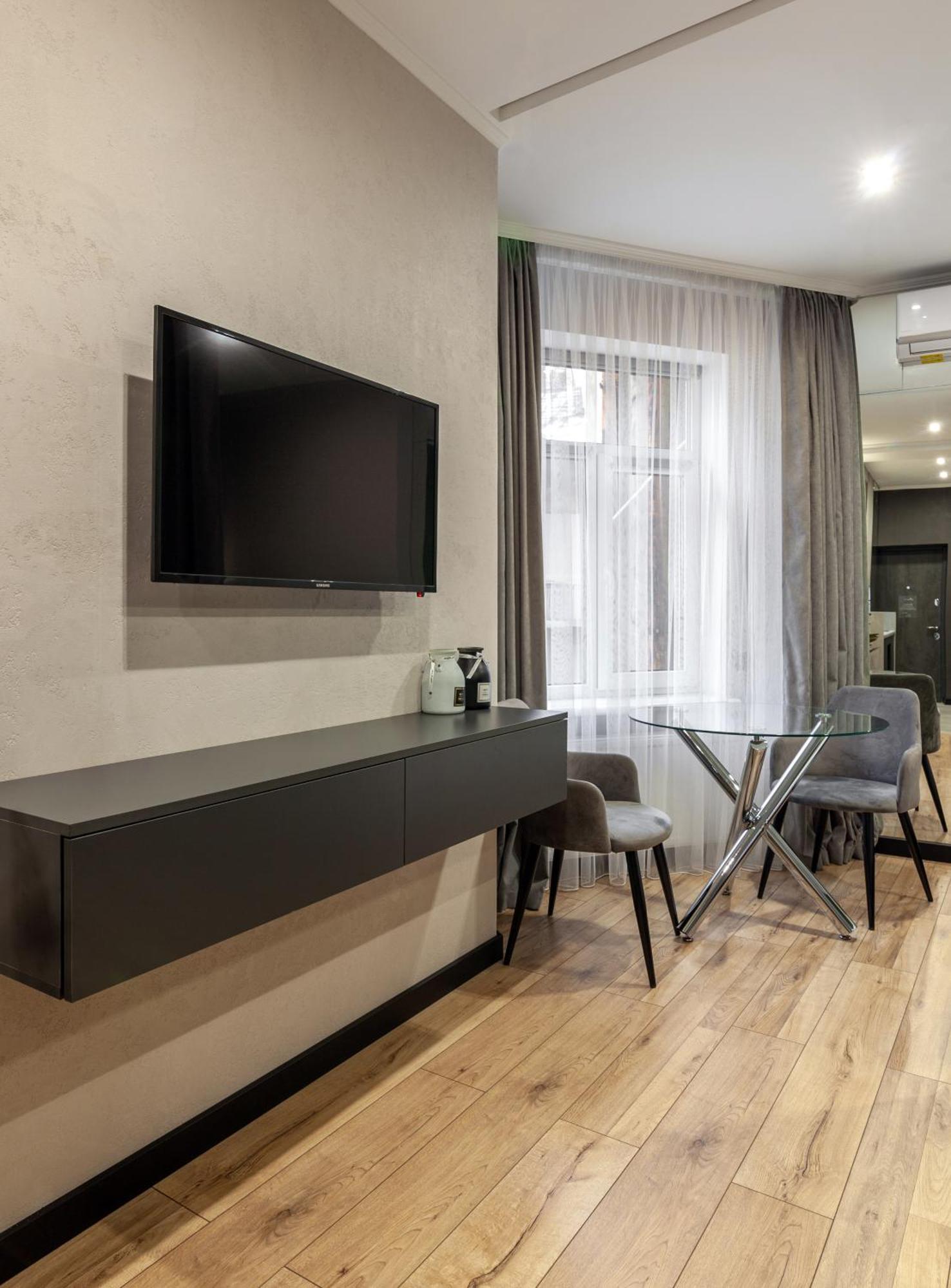 Studio Near Opera Lvov Exteriér fotografie